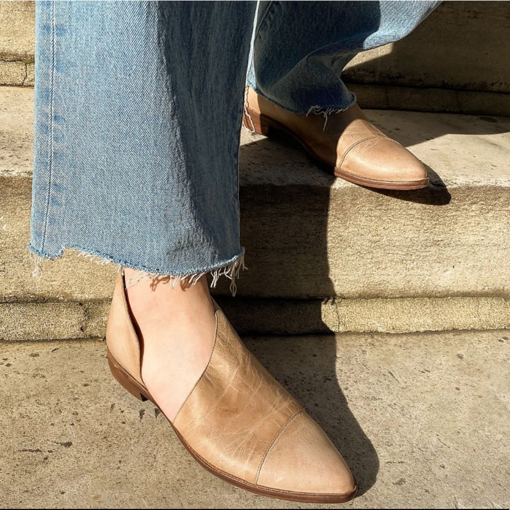 NEW✨Free People • Royale Flat - Picture 1 of 8